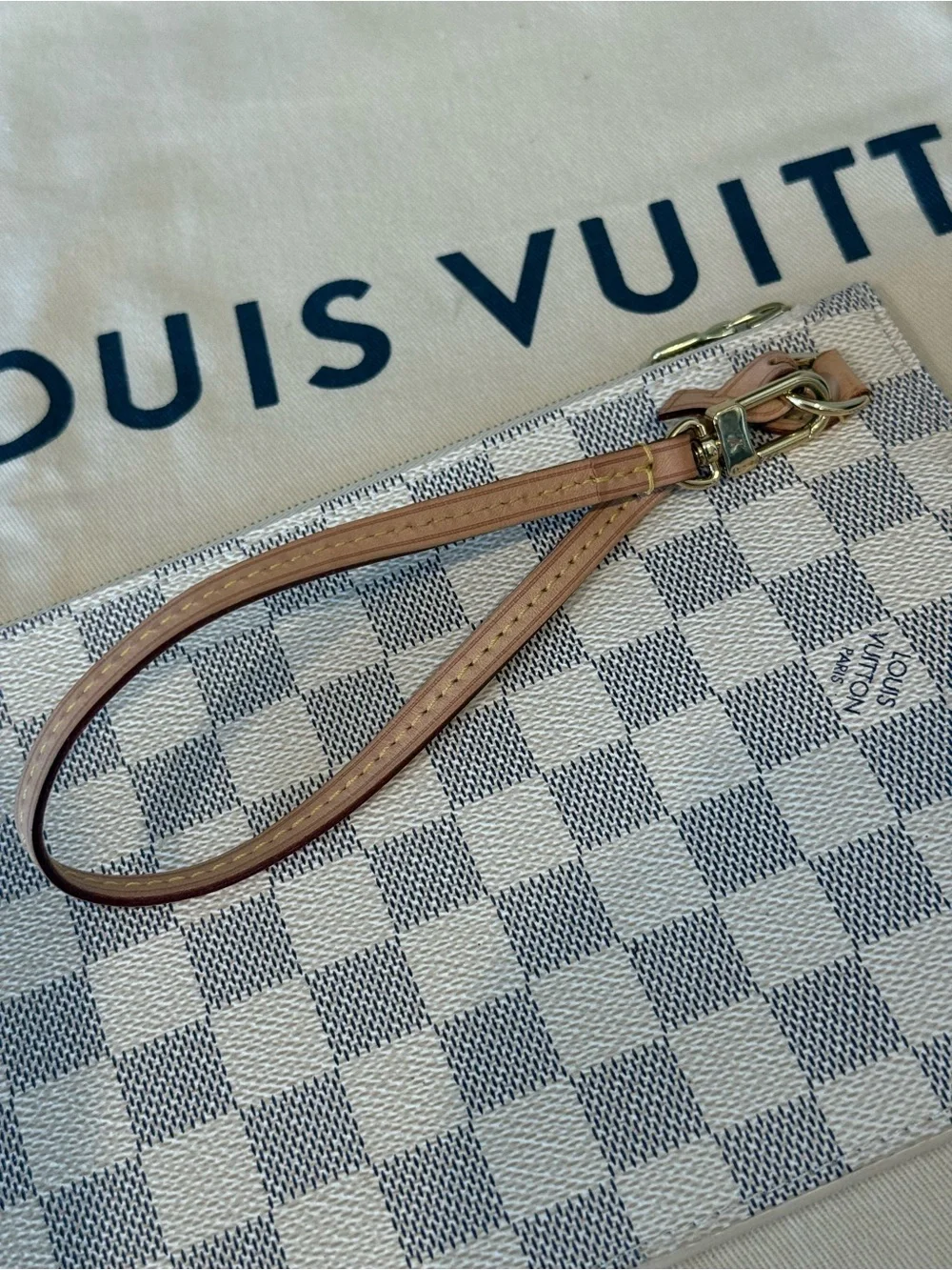 Louis Vuitton Damier Azur Neverfull Pouch